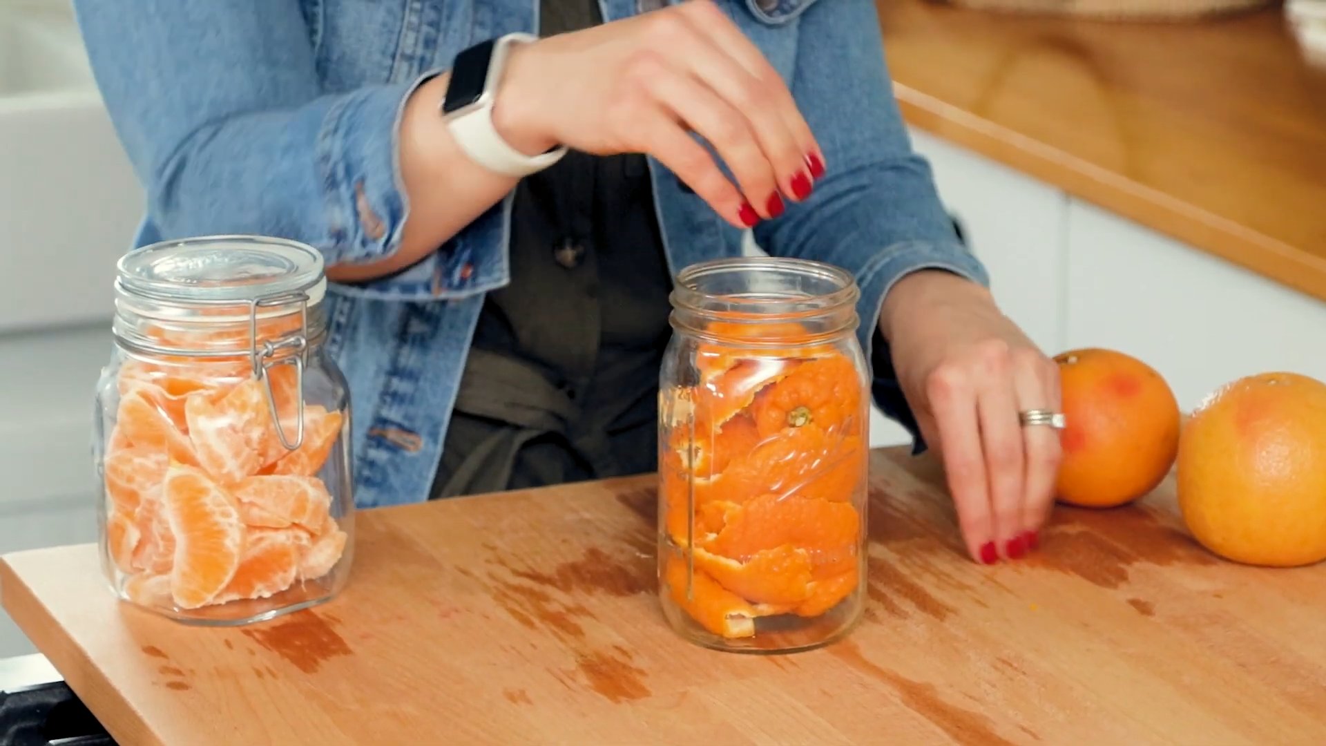 DIY Citrus Vinegar Air Freshener
