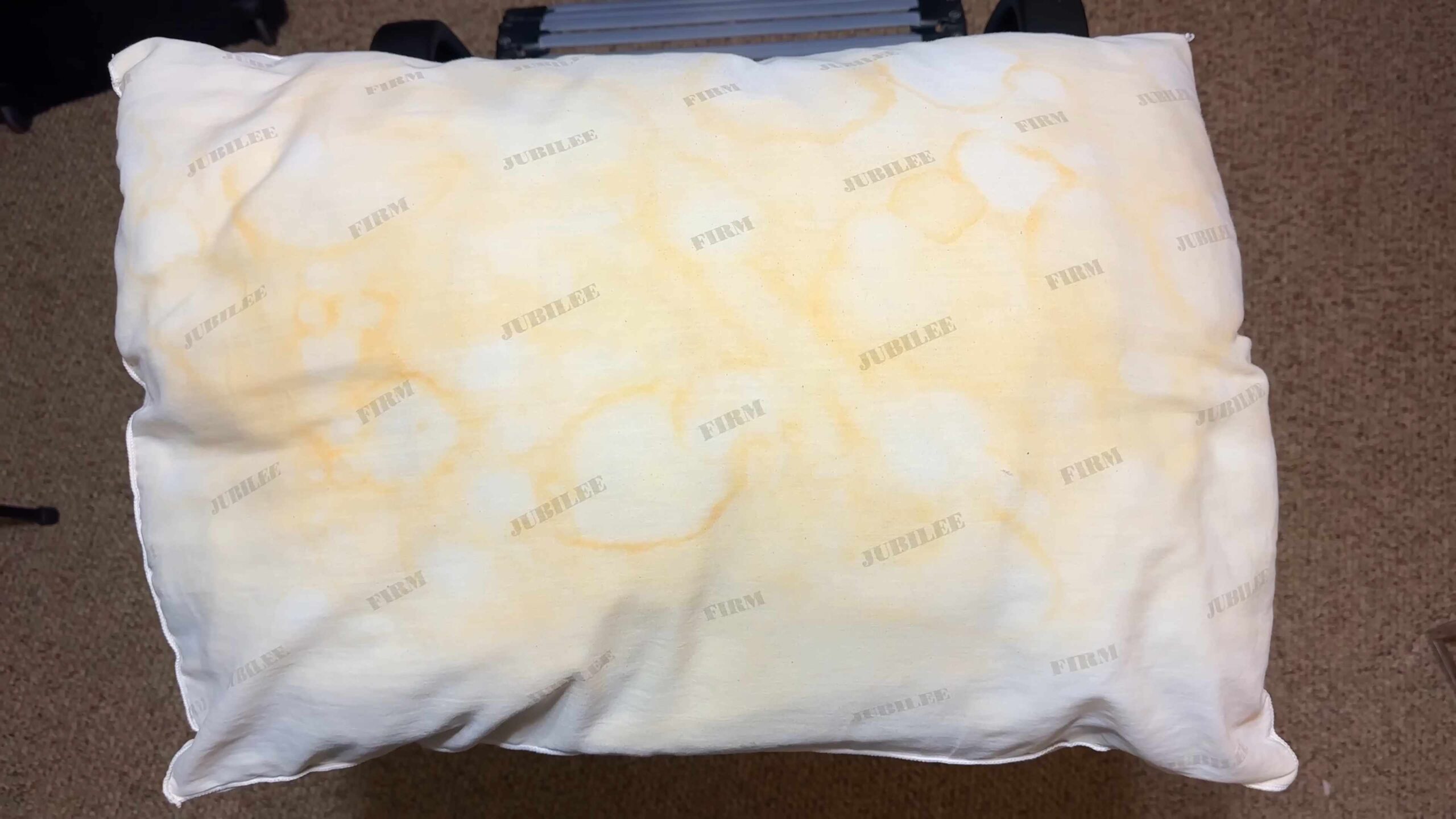 Whiten Yellowed Pillows OxiClean